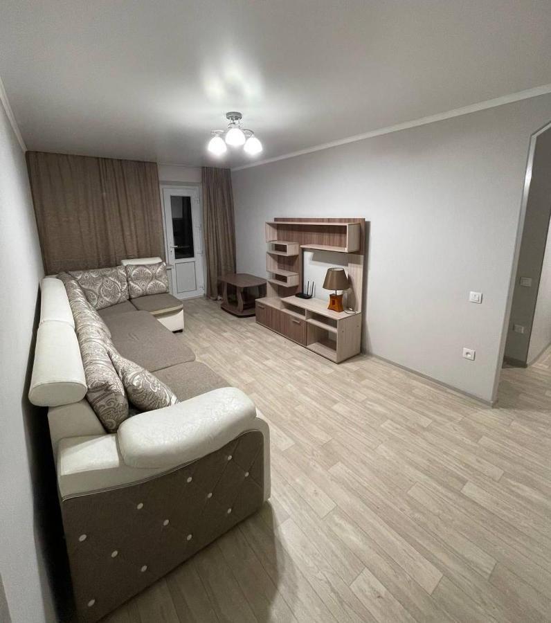 Apartment On Kievskaya Street 比什凯克 外观 照片